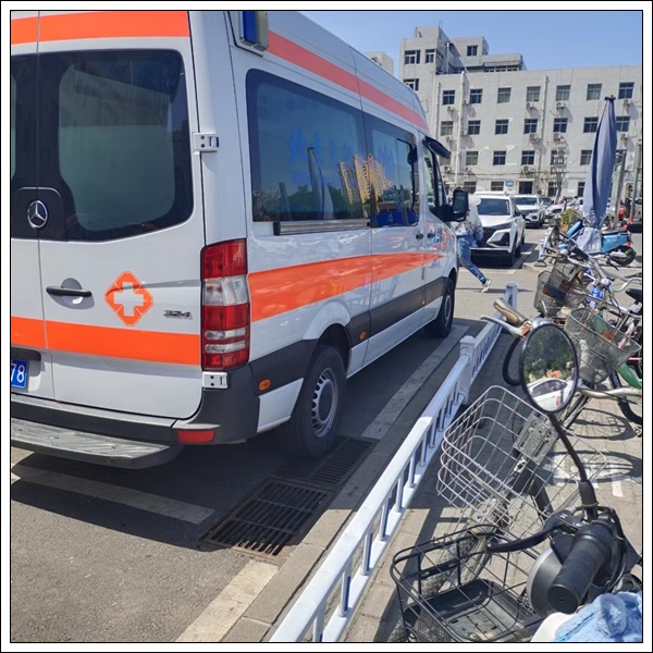 救护车出租：西安跨省120救护车租赁多少钱一天【转运护送】<2025今日+一览>