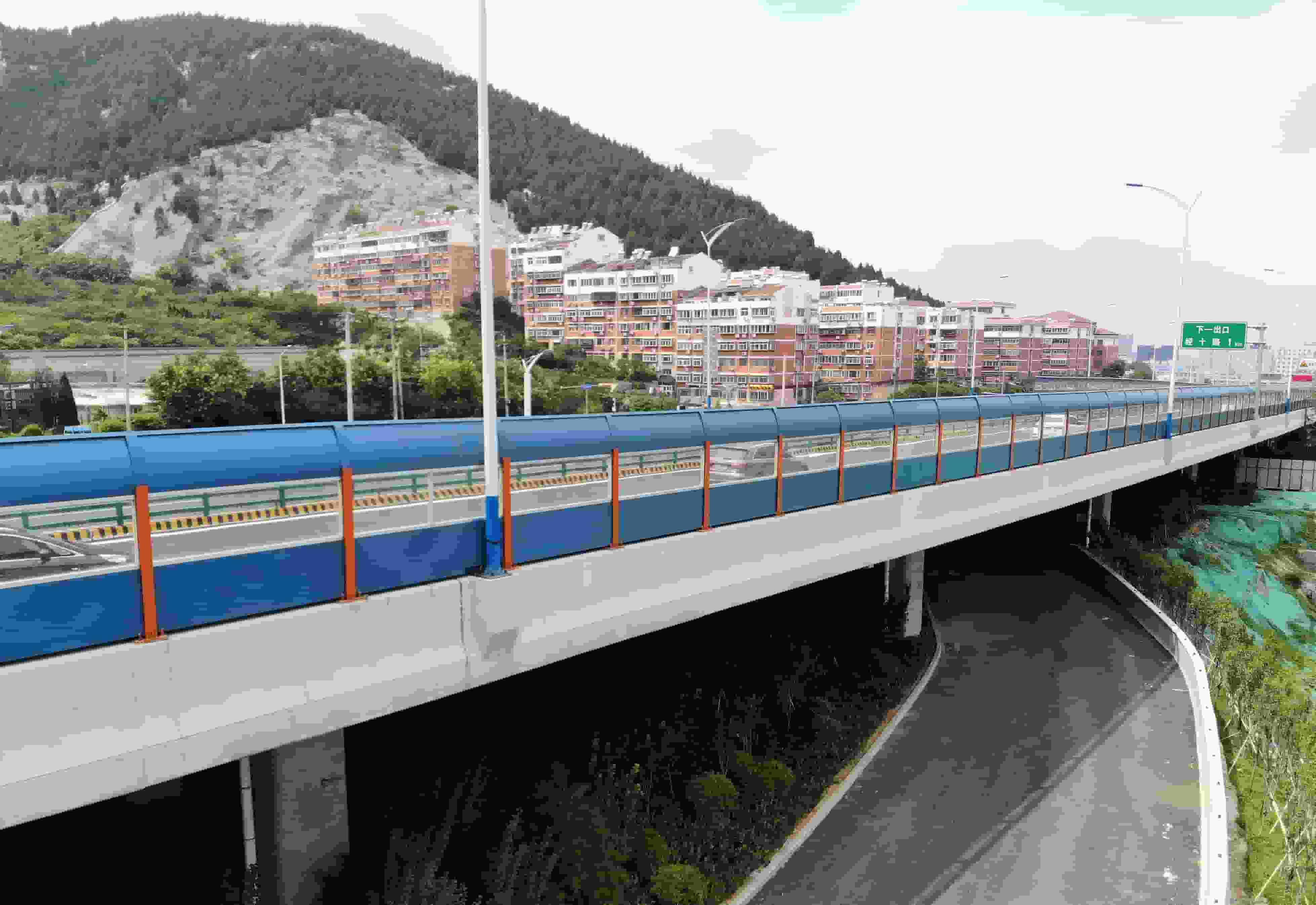 四川成都彭州市政公路声屏障多少钱〖河北金标〗源头厂家