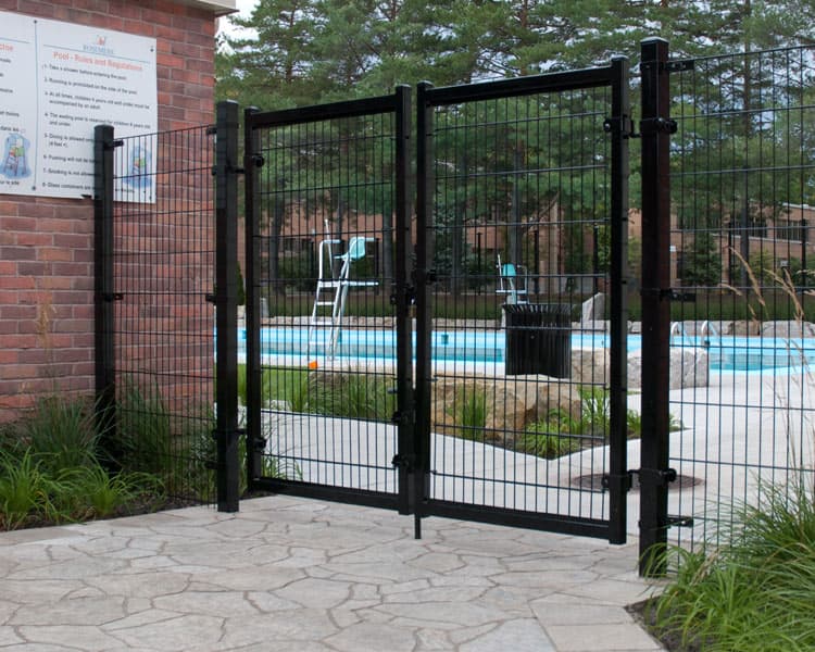 广东梅州蕉岭公路隔离栅多少钱河北金标加工厂家