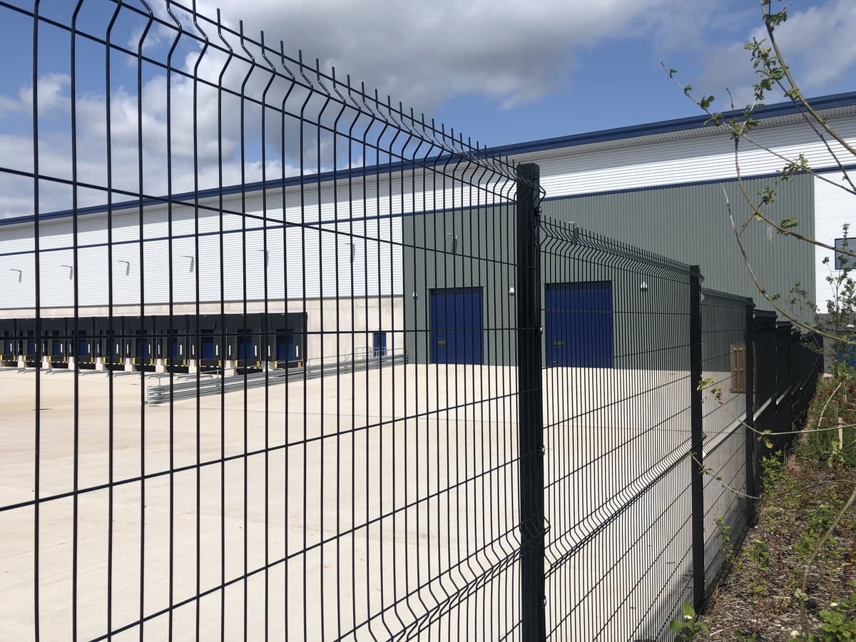 河北唐山丰润区8002铁路护栏多少钱河北金标厂家供货