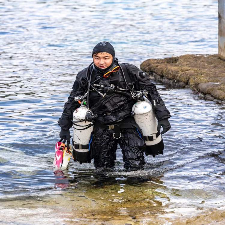 镇江市桥梁护舷安装公司客户为先——镇江市施工队伍