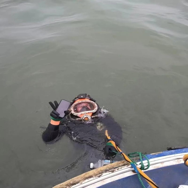 齐齐哈尔市水下封堵施工队匠心打造——齐齐哈尔市工程队伍