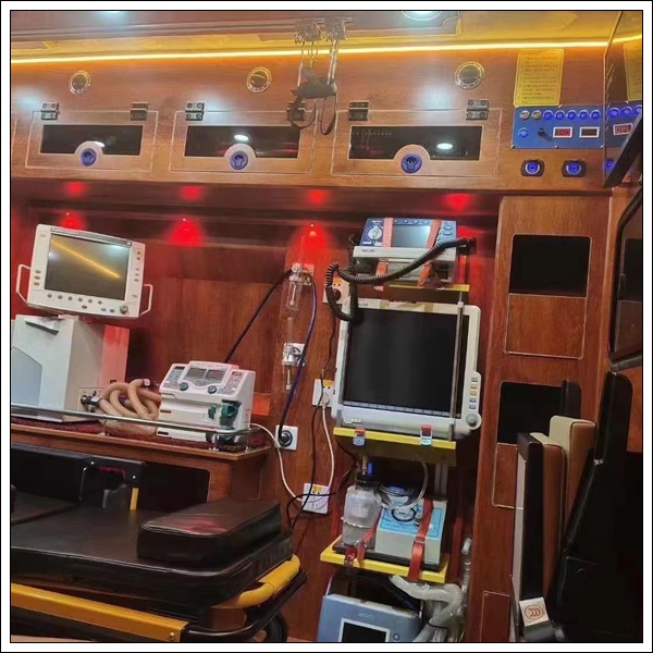 救护车出租：黄冈跨省护送车辆服务平台【就近派车】<2025今日+排名一览>