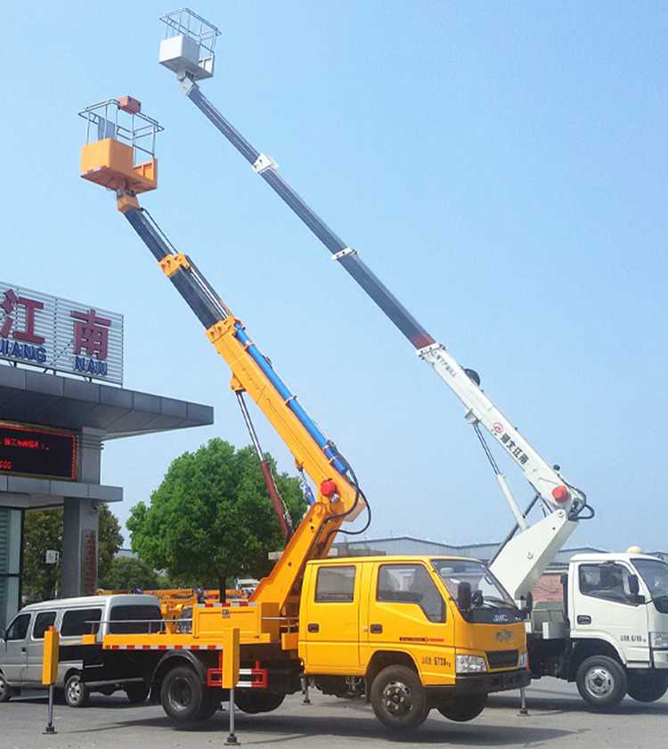 三乡镇出租路灯维修车24热线