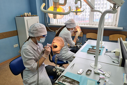 口腔医学专业出国留学含金量（留服备案项目）