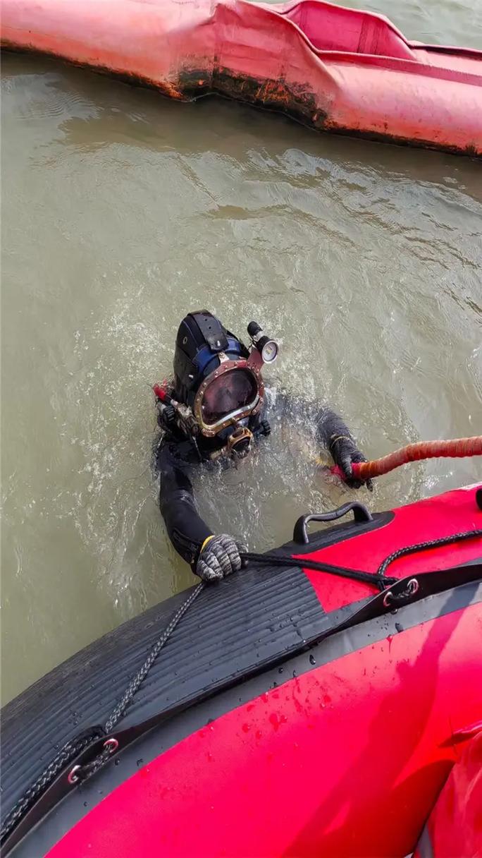 陕西商洛潜水员/一览