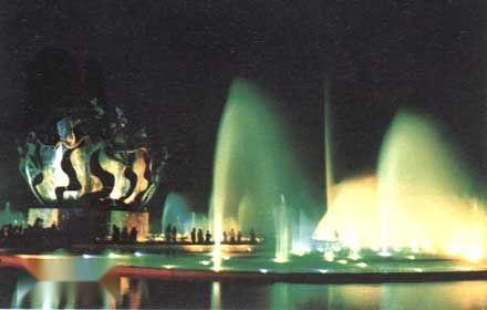 西藏昌都人工瀑布景观