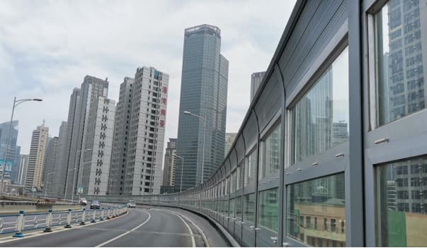 河北沧州海兴公路声屏障厂家联系金标更靠谱