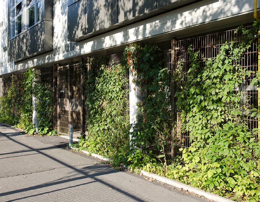 宁夏吴忠同心高速公路隔离栅供应河北金标来参观