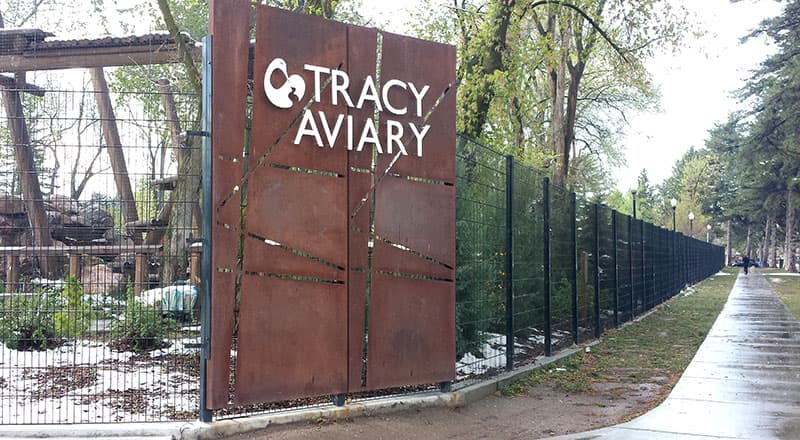 山东潍坊安丘8001铁路护栏多少钱河北金标源头工厂