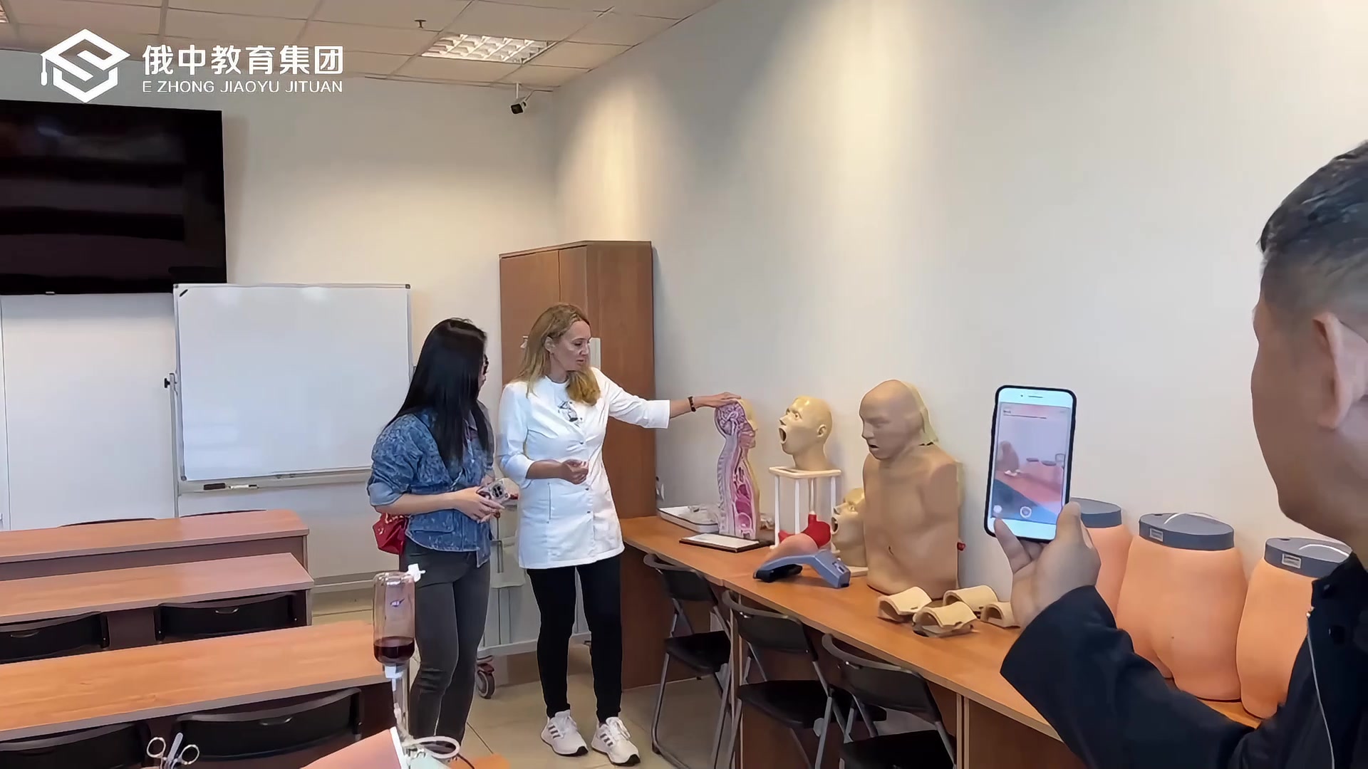 2026年出国学医俄罗斯太平洋国立医科大学必备物品最新政策解读