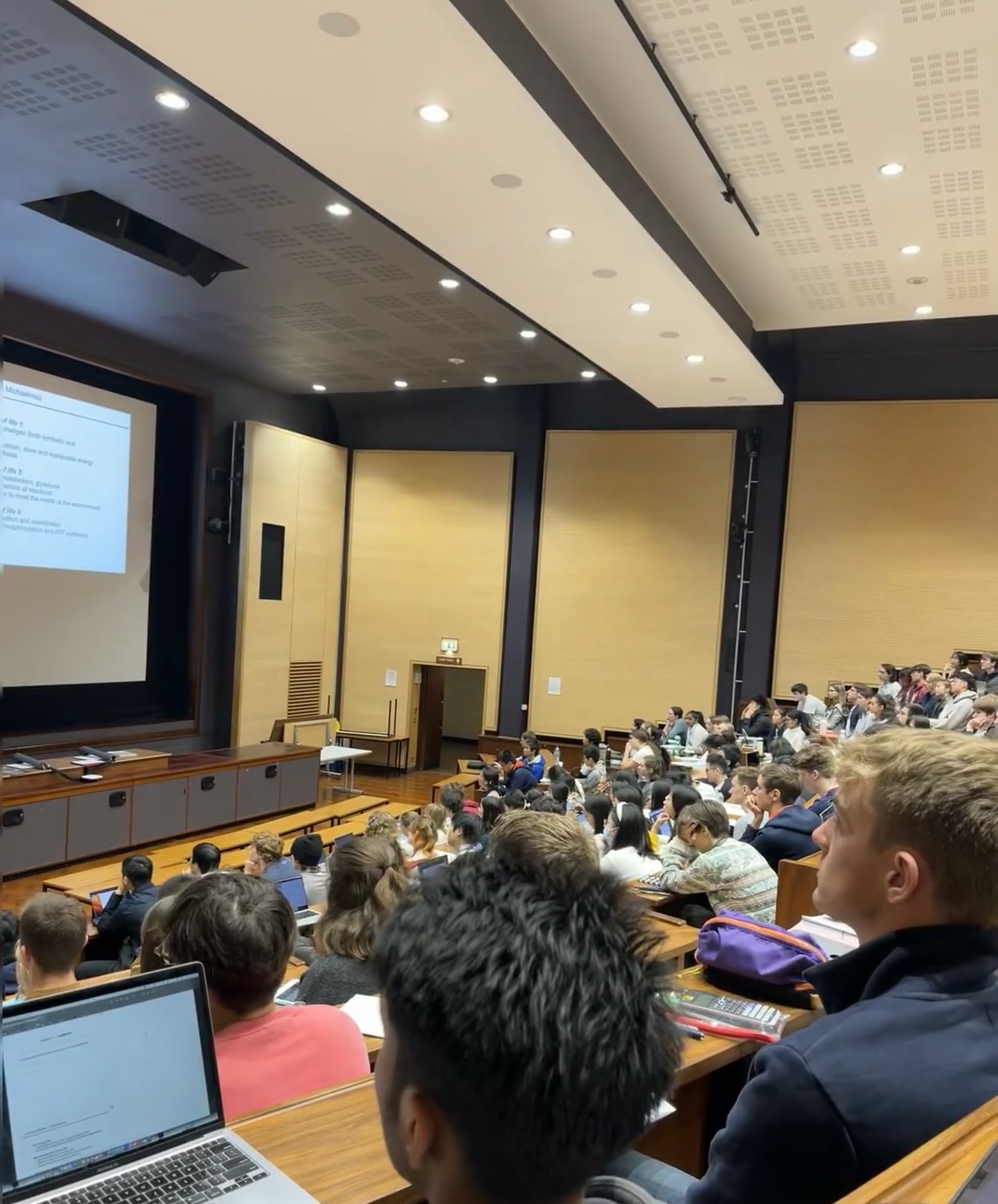 广西口腔医学国际班校方直招<入学时间>2025口碑推荐一览