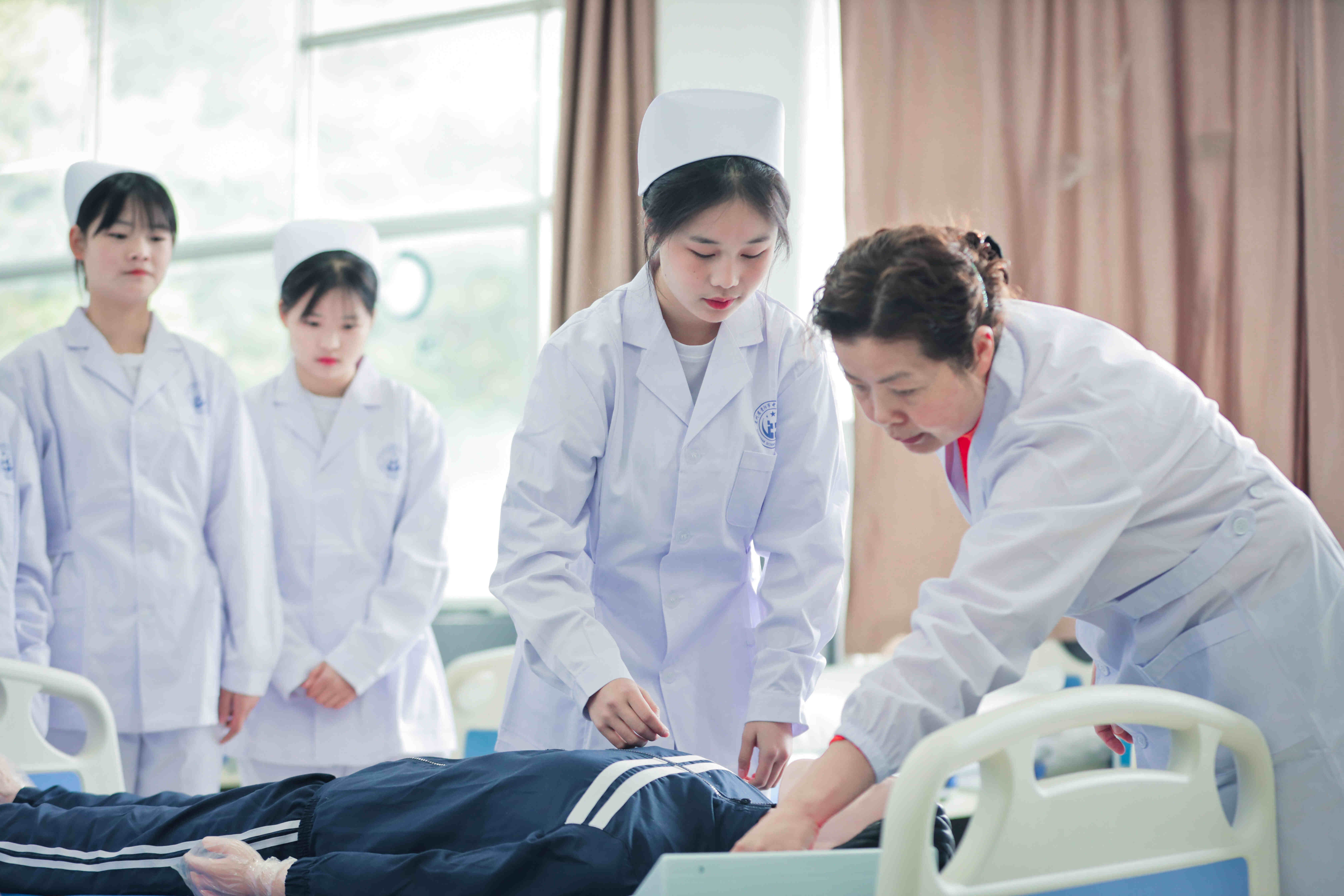 2025息烽汽修专业职业学校哪家比较好（2025息烽300分能读什么高中）