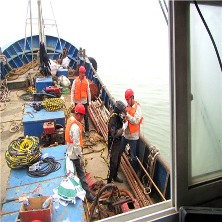 德阳市水下钢板切割公司品质保障——德阳市工程队伍