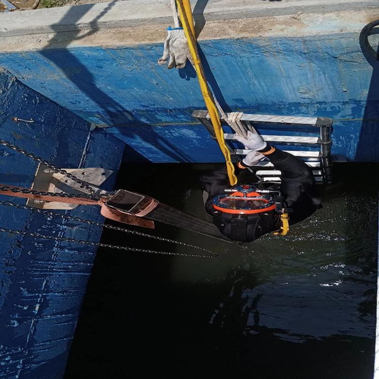 毕节市钢管桩水下切割公司匠心优选——毕节市施工队伍