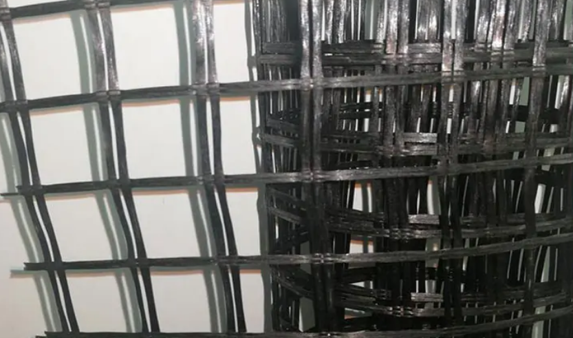 2026厂家直销：西安本地 国标玻纤土工格栅生产厂家-道路改造专用