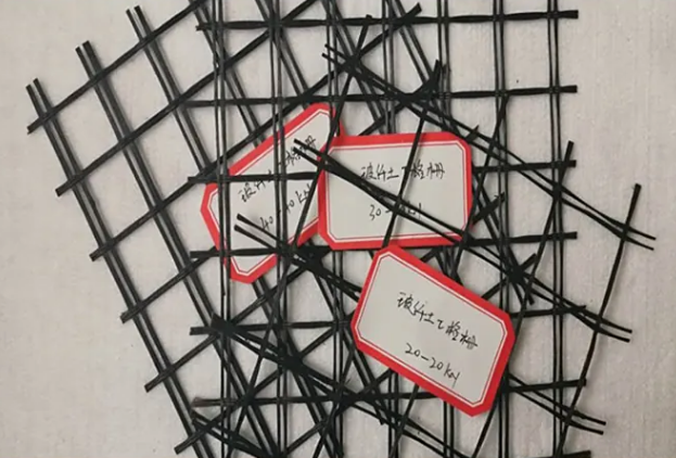 2026厂家直销：广西本地双向土工格栅批发生产-道路改造专用