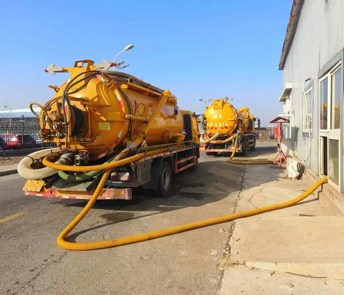 大兴区附近上门高压水车冲洗下水道学校抽粪-正规公司