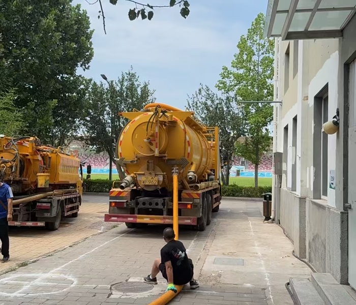 北京附近抽化粪池水老鼠疏通下水道-北京全城服务