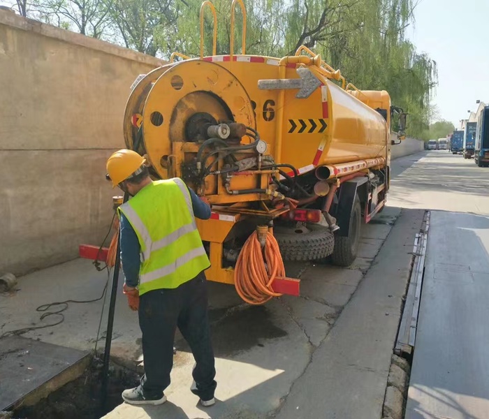 附近北京地区长期抽粪抽厕所-正规公司