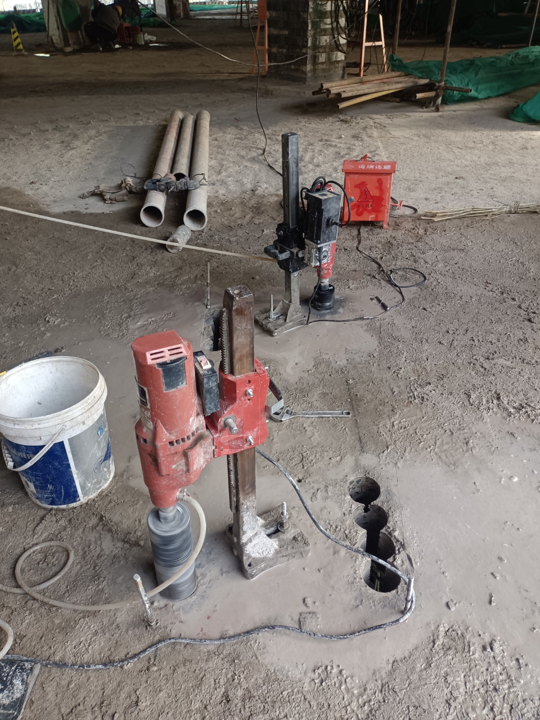 廊坊三河-门窗改造开洞-专业承接装修各种小活「墙壁钻孔 重墙开门」