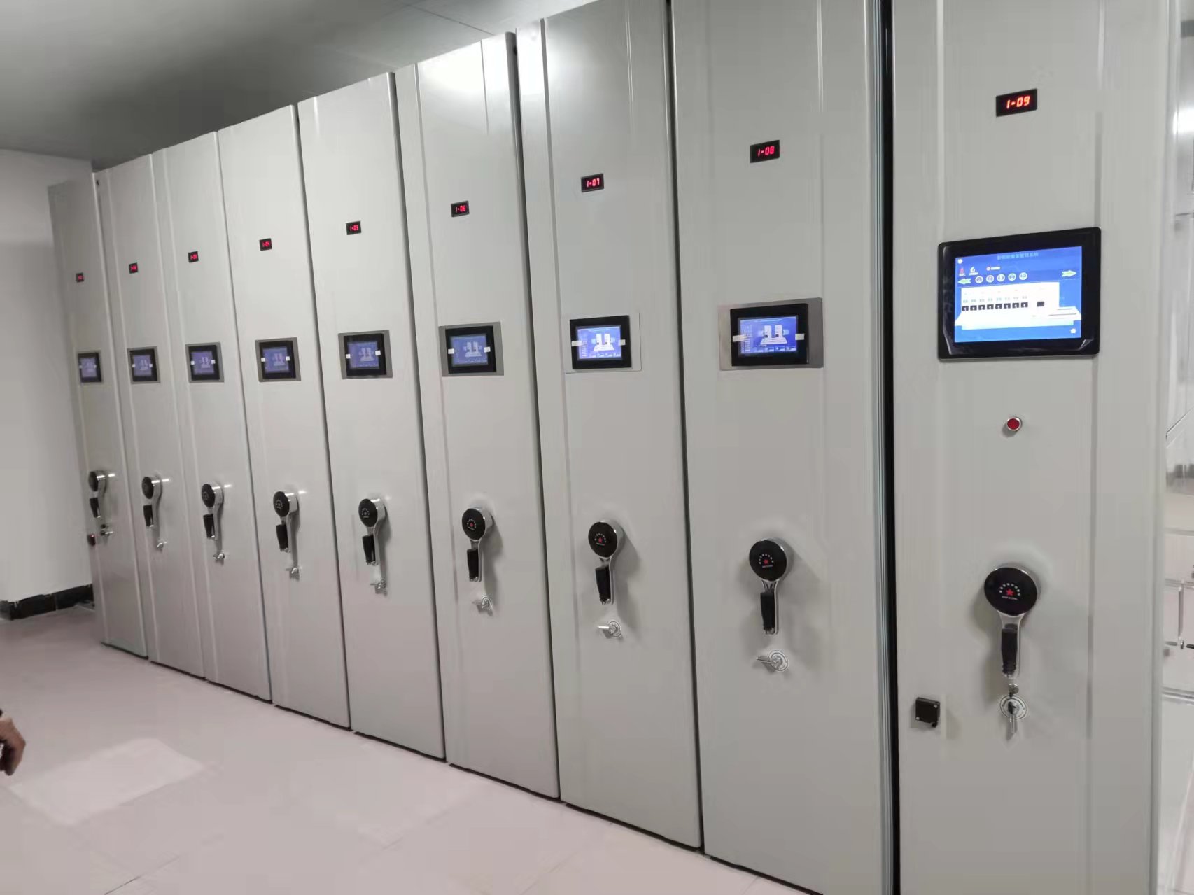 大兴安岭数字档案馆建设方案<金虎力办公家具加工和生产的定制化服务>