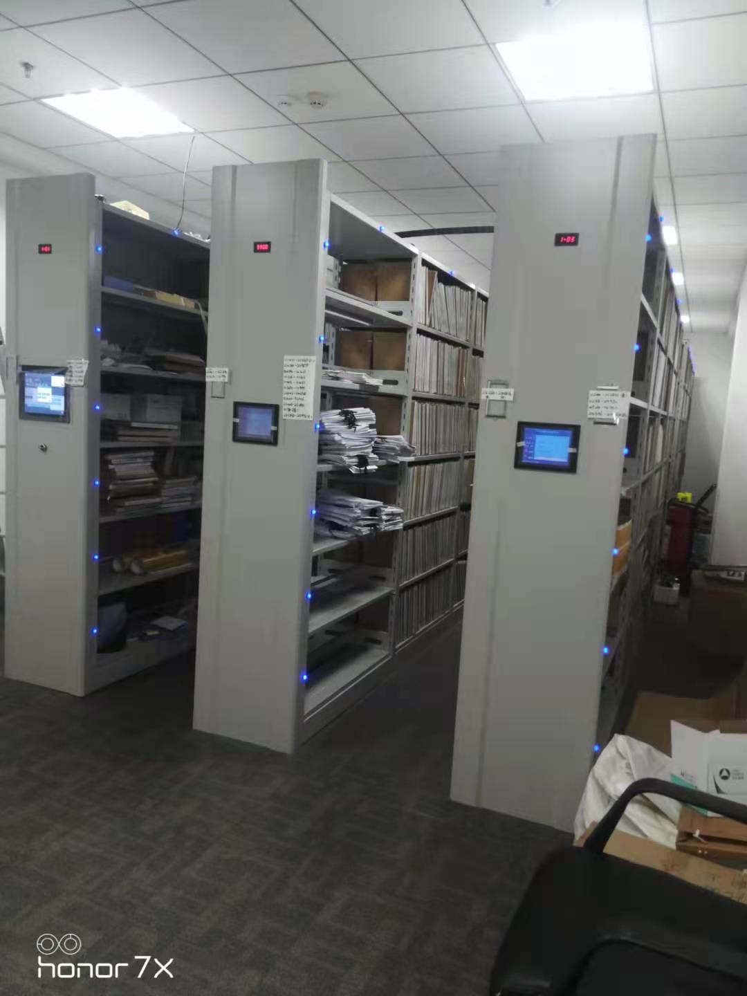 商洛文件柜<金虎力家具定制化生产的工厂>